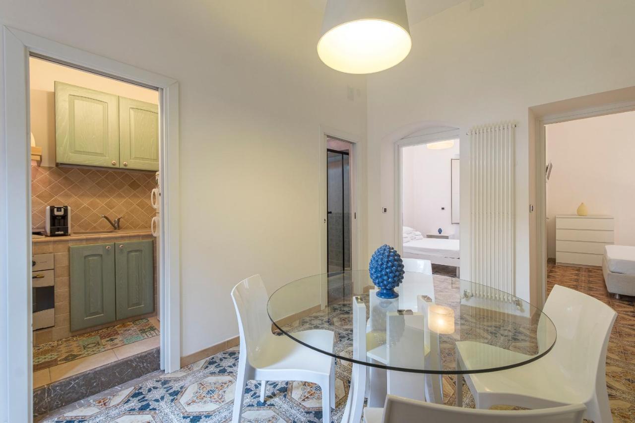 Elegant Apartment In Taormina Buitenkant foto