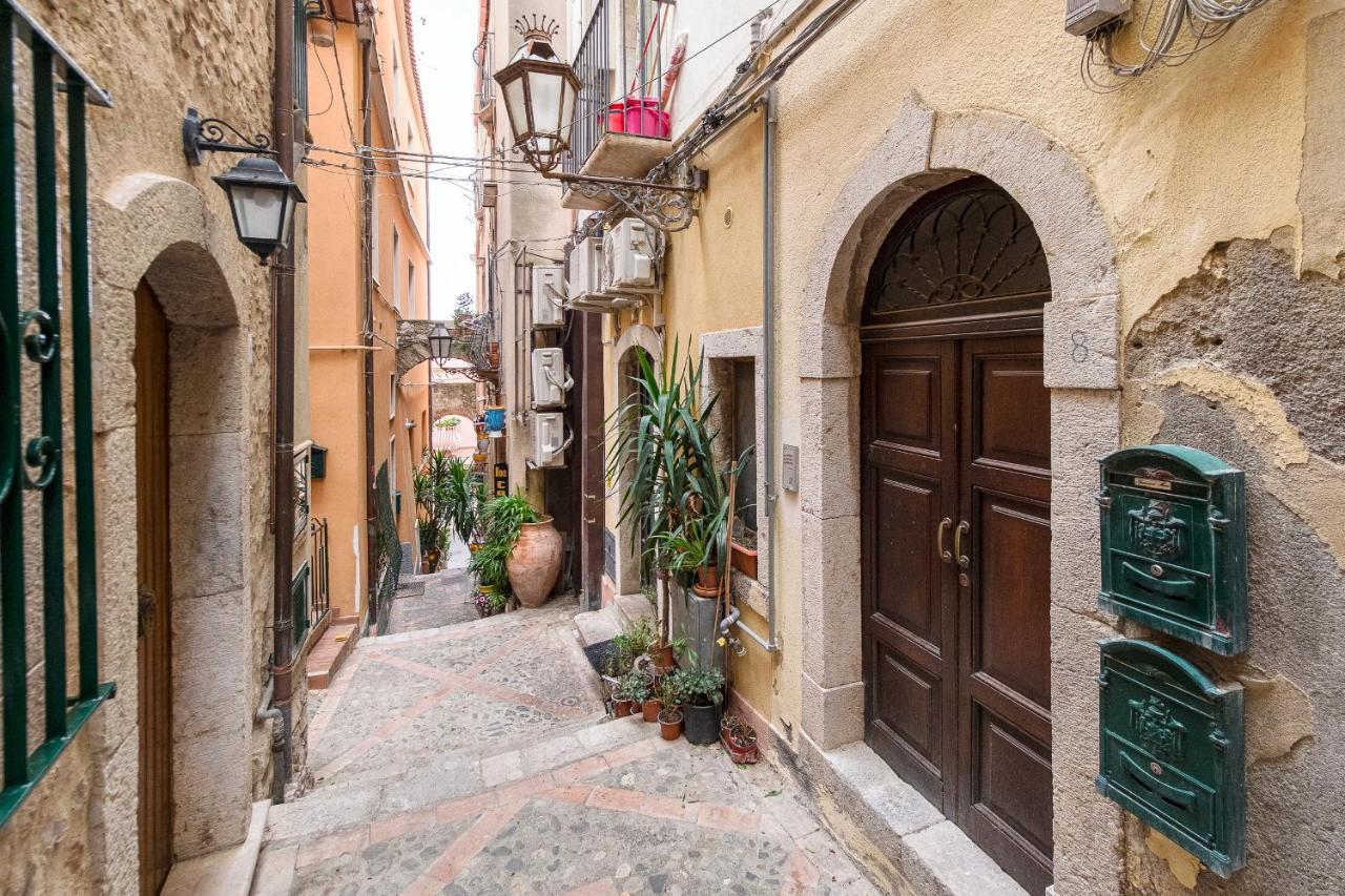 Elegant Apartment In Taormina Buitenkant foto